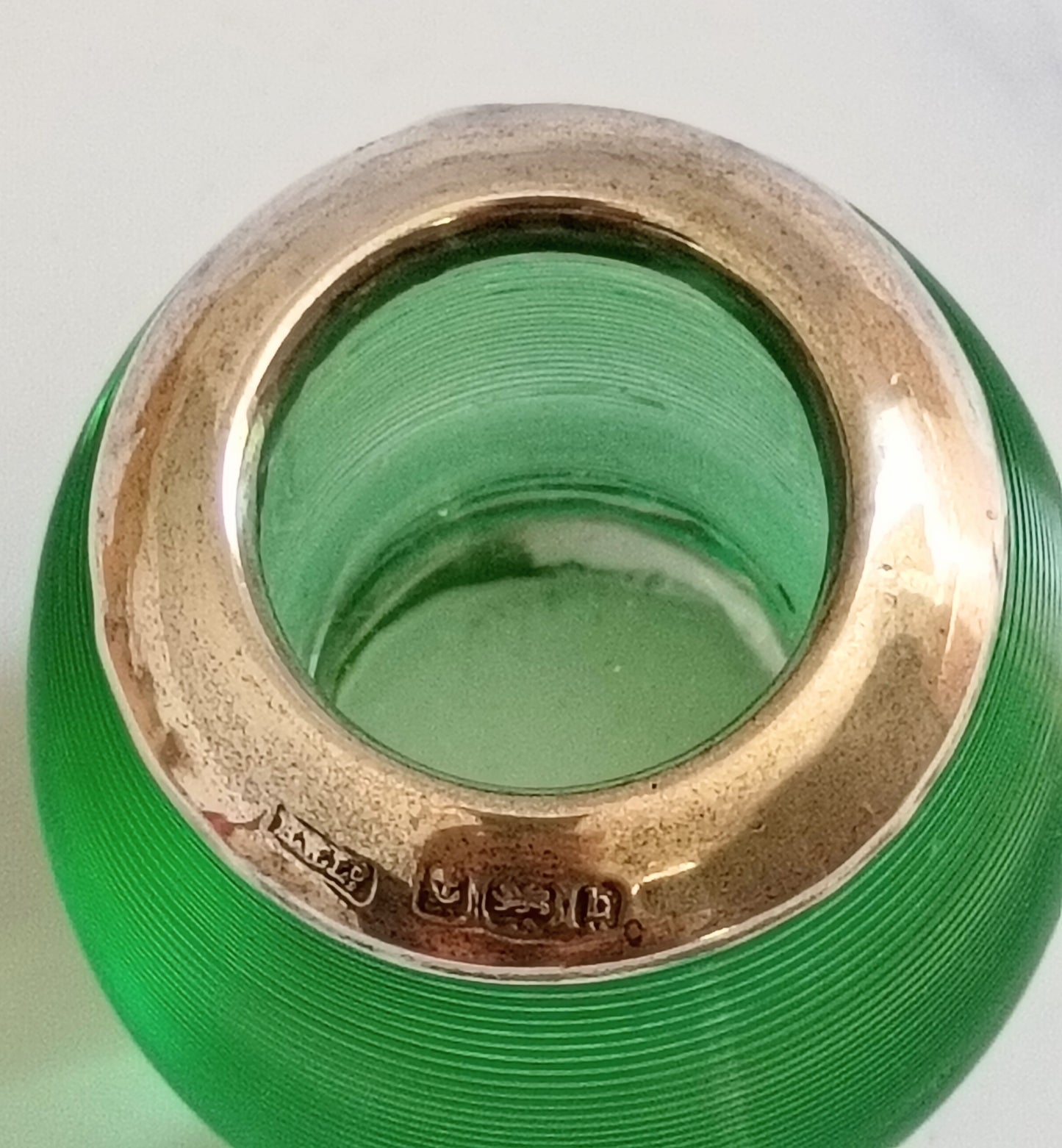 Antique 1901 English Emerald Green Glass Match Striker