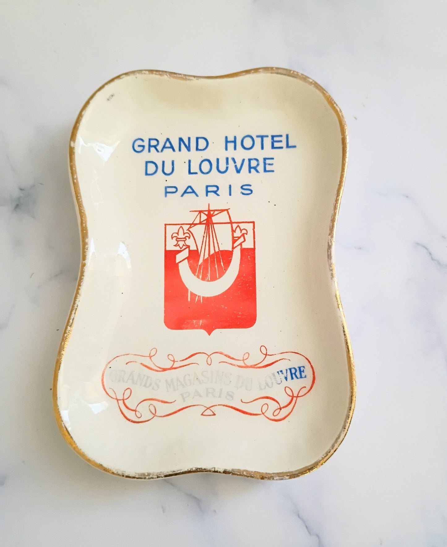 Rare Vintage French Grand Hotel Du Louvre Cream Ashtray