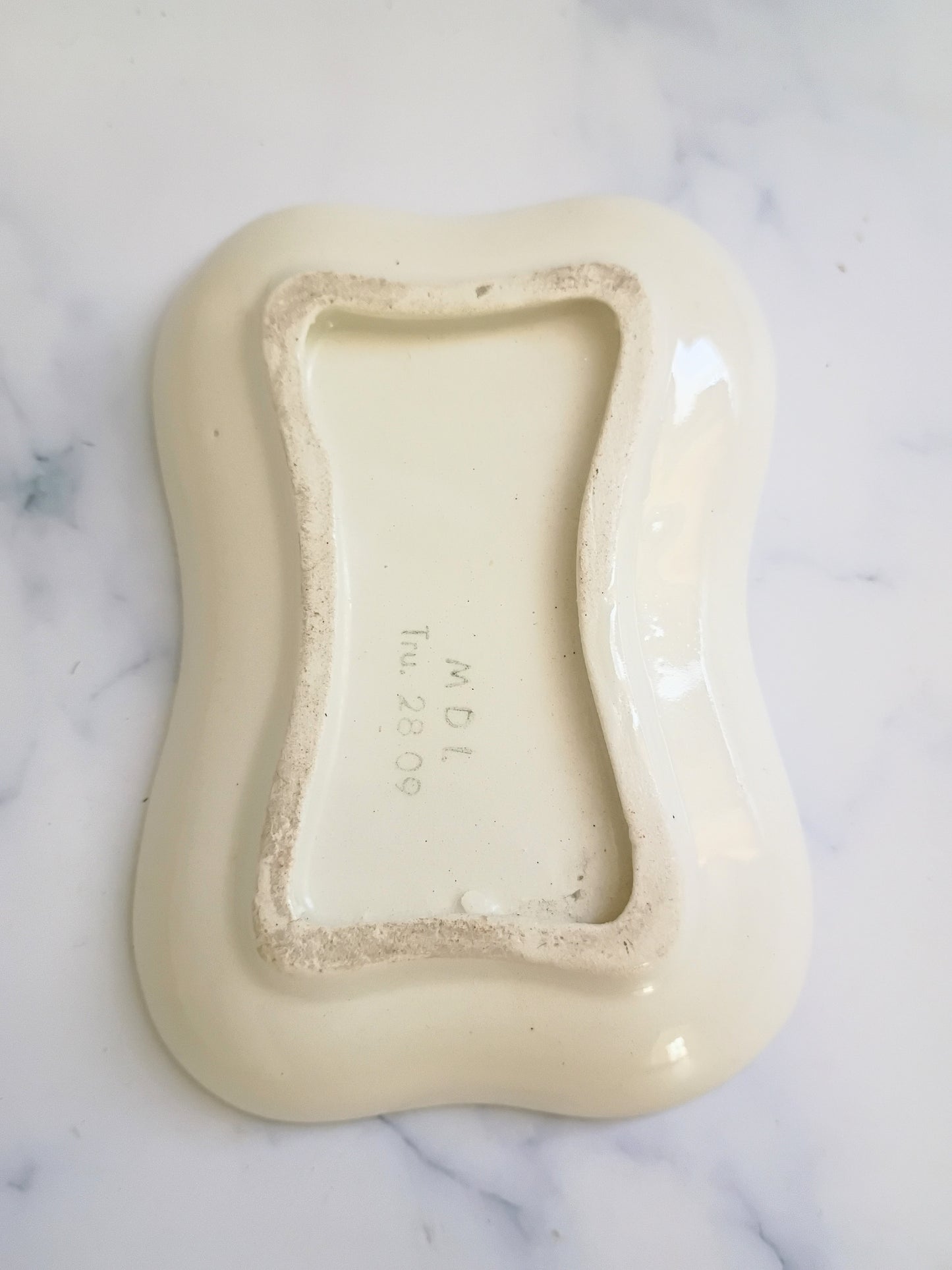 Rare Vintage French Grand Hotel Du Louvre Cream Ashtray